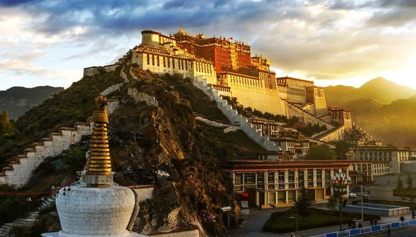 China Destroys Monasteries After Occupying Tibet, Lobsang Tsang Says - Tibetans Are Being Killed