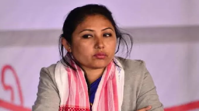 Former MLA Bismita Gogai made serious allegations against party leaders without naming them