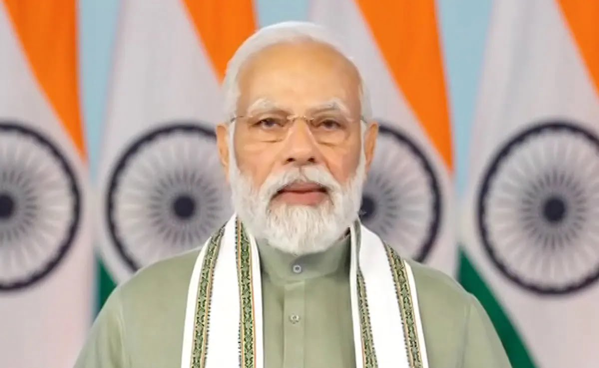 PM Modi distributed appointment letters to more than 1 lakh youth, provided training through online module 'Karmayogi Varsh'