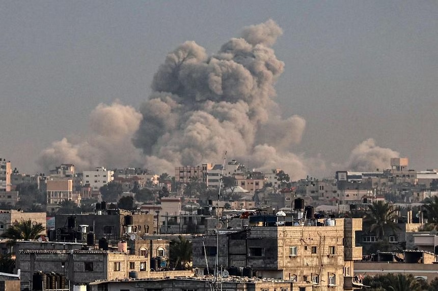 29 people tragically killed in Gaza firing on people waiting for food