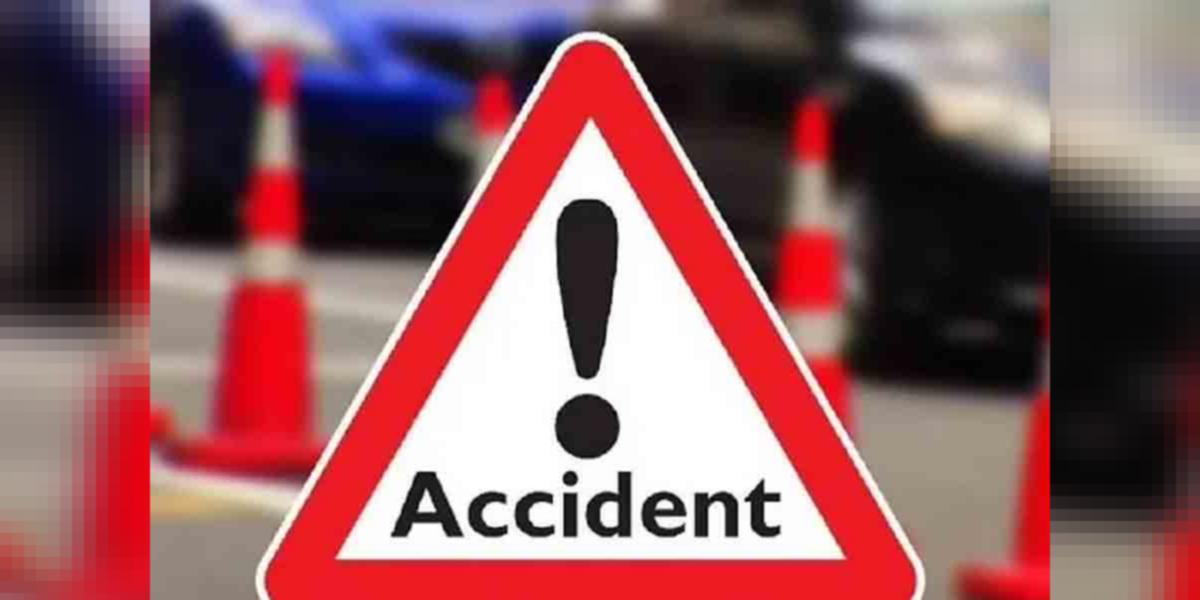 Dumper overturns on Janaiya in Raisen Madhya Pradesh 6 dead