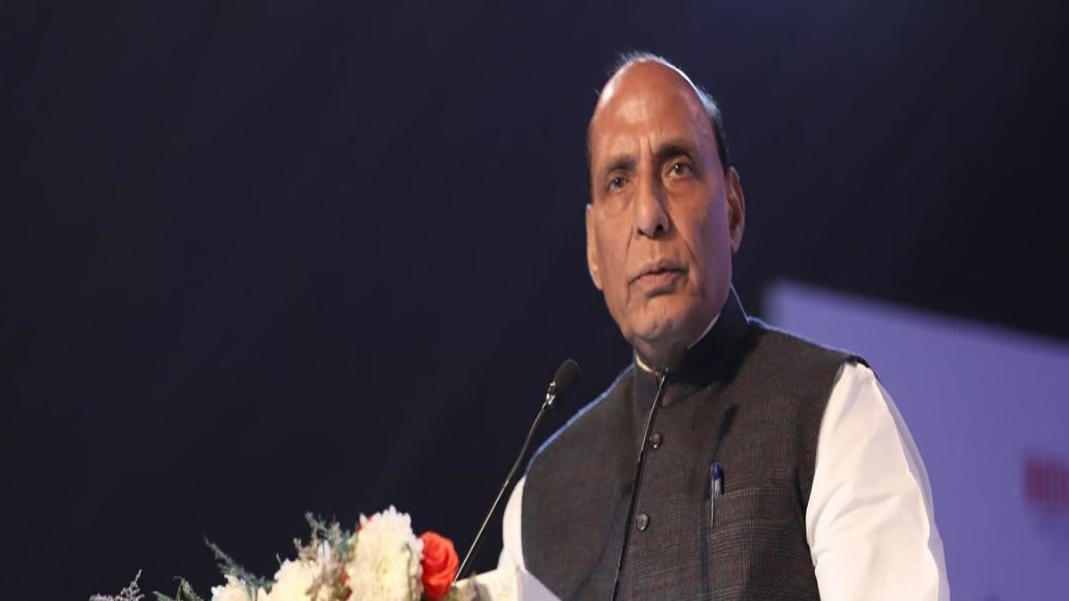 Government has not imposed restrictions on press freedom Rajnath Singh hits out at Congress over media and defence