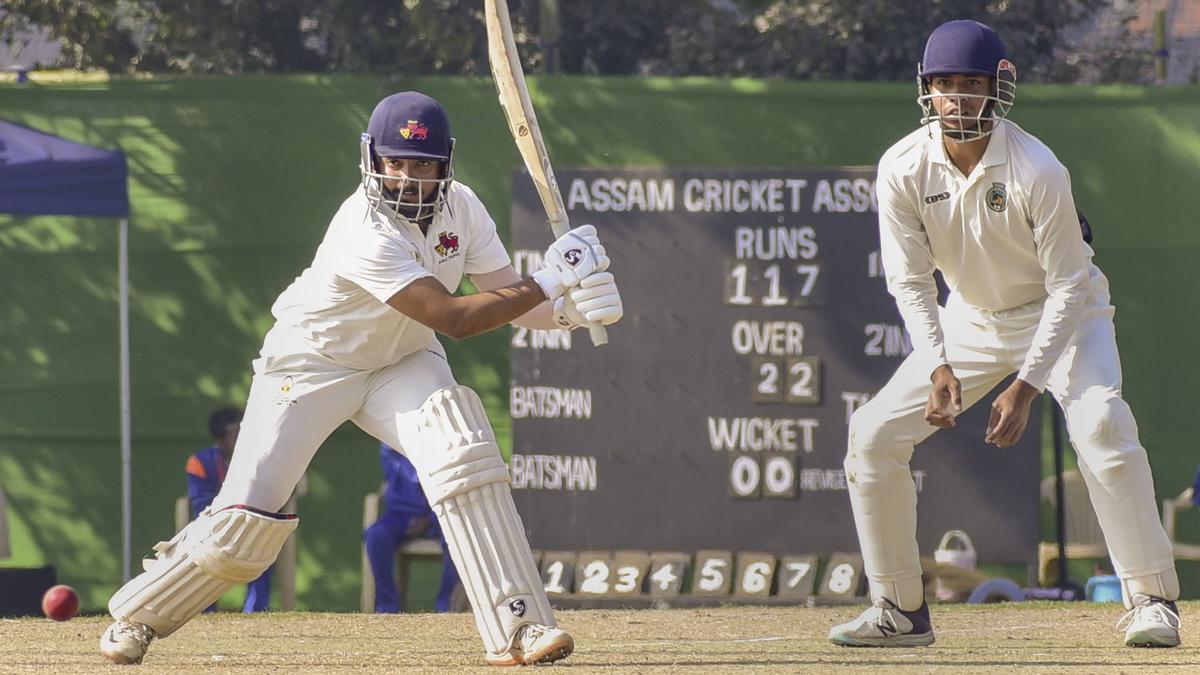 In the second innings Mumbai crossed the mark of 100 runs for two wickets Prithvi Bhupen out