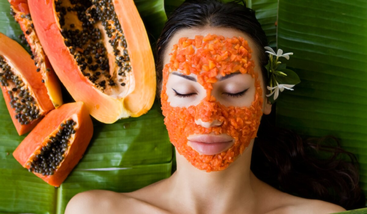 You will get a glow like a beauty parlor at home use papaya like this skin glow will increase