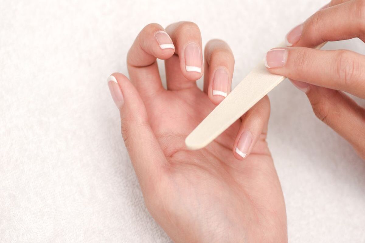 These simple tips will make nails strong and shiny