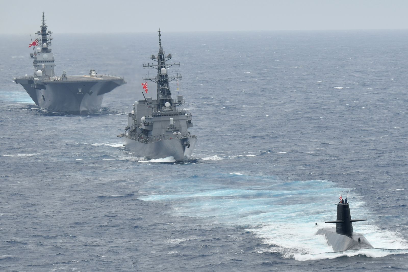 Four countries including the US will conduct joint naval exercises in the South China Sea dragons can get chills 1