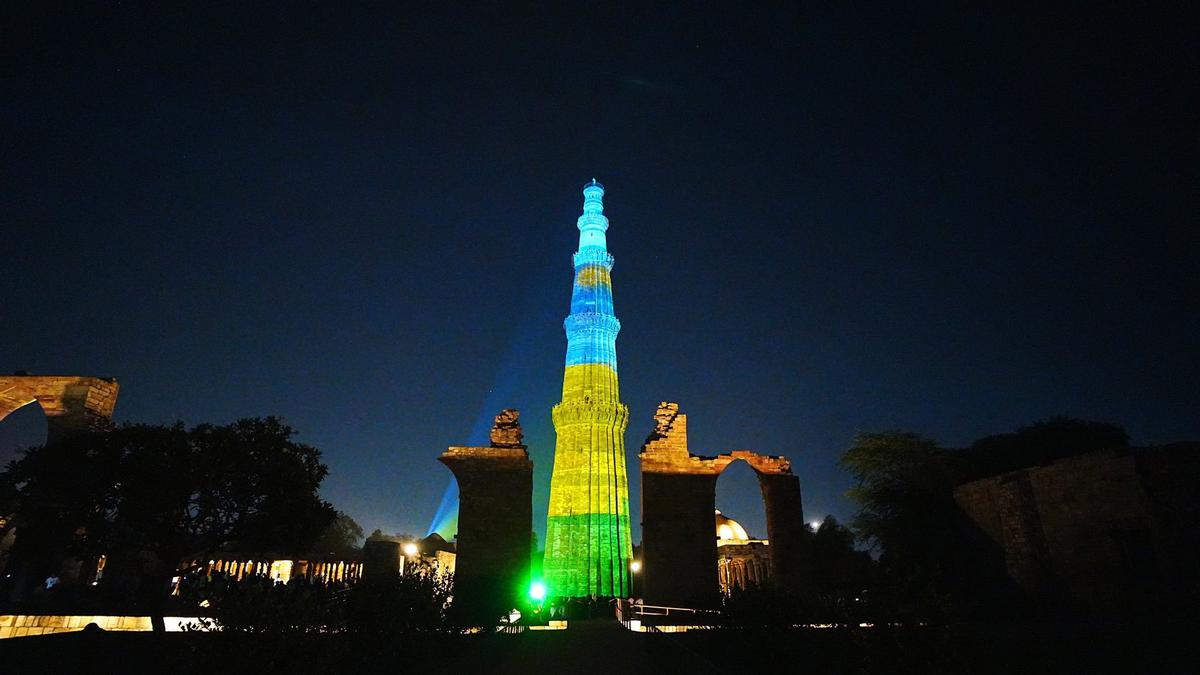 Qutub Minar lit up on 30th anniversary of Rwanda genocide 1