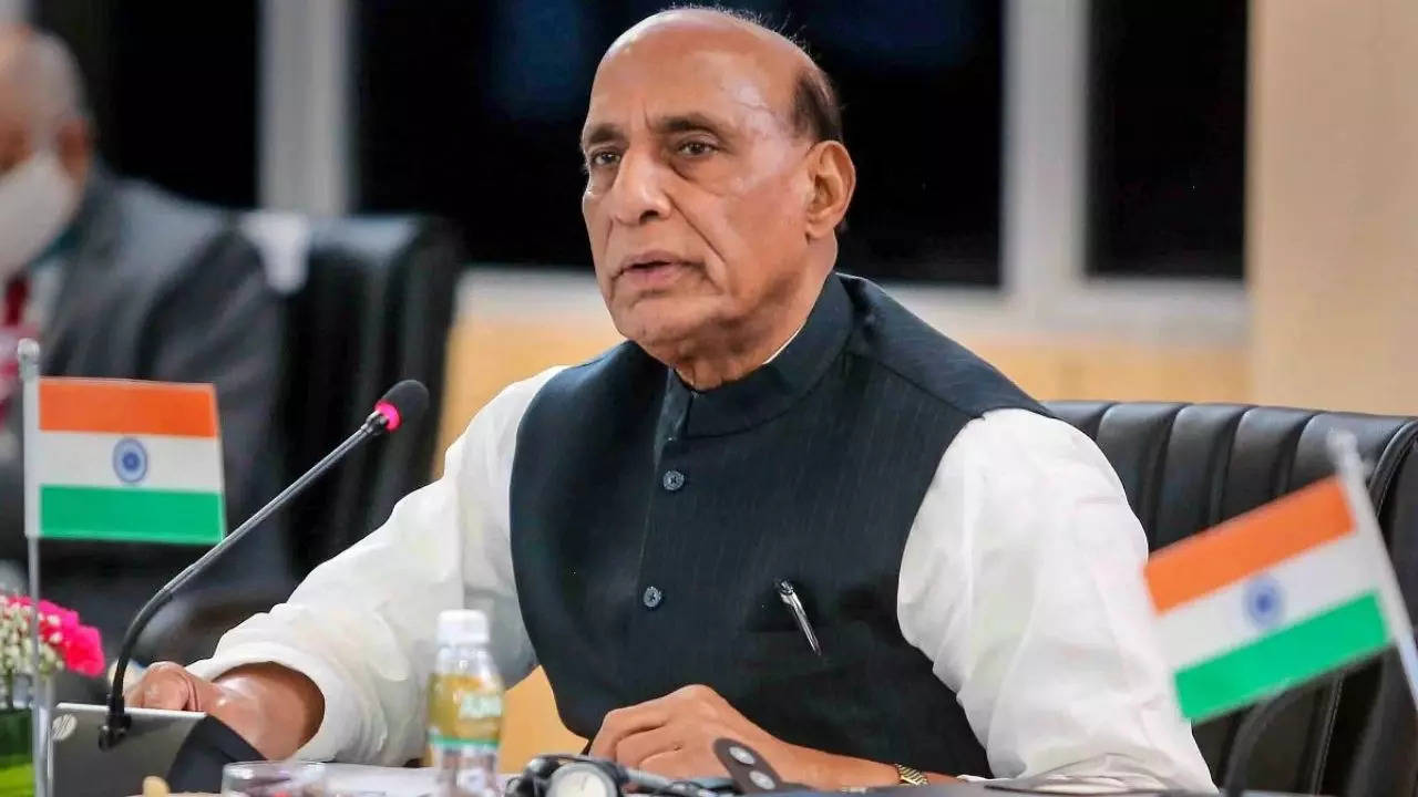 Rajnath Singh gave a stern warning to the terrorists 1