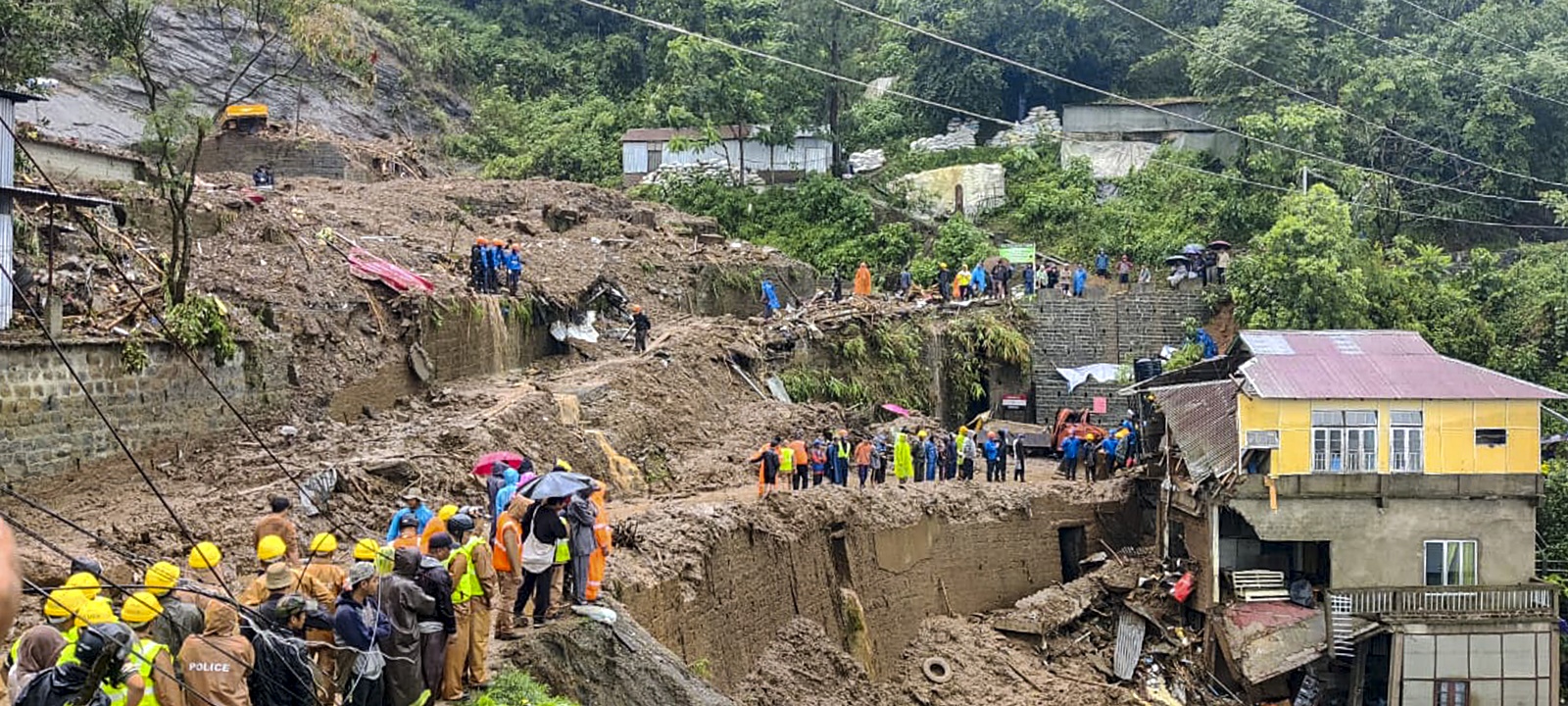 36 dead trains also canceled. Cyclone Ramle wreaked havoc in these states 1