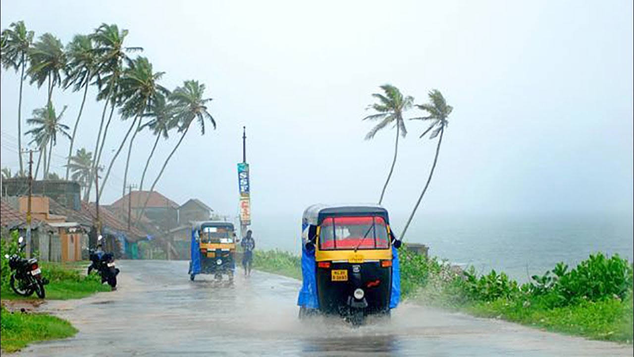 Heavy rain alert in Kerala Govt opens emergency operation centers in all districts 1