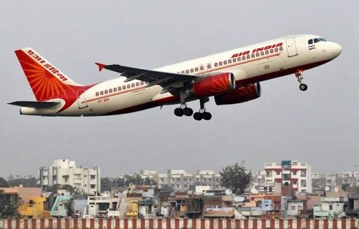 an air india flight experienced a collision with a tug tractor while taxiing toward runway 1