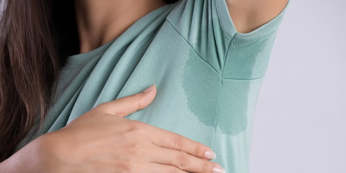 excessive sweating causes reasons for excess sweat and ways to prevent it 1