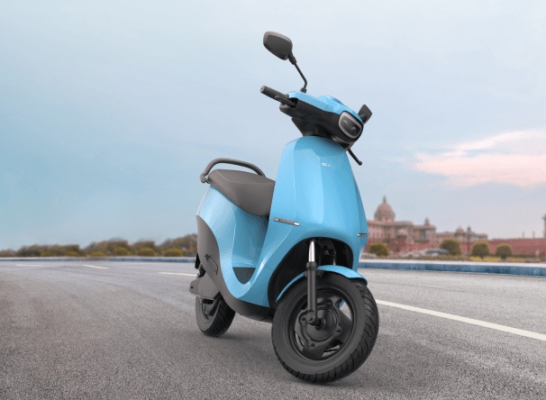 how transition from traditional fuel vehicles to electric two wheelers can be cost effective 3