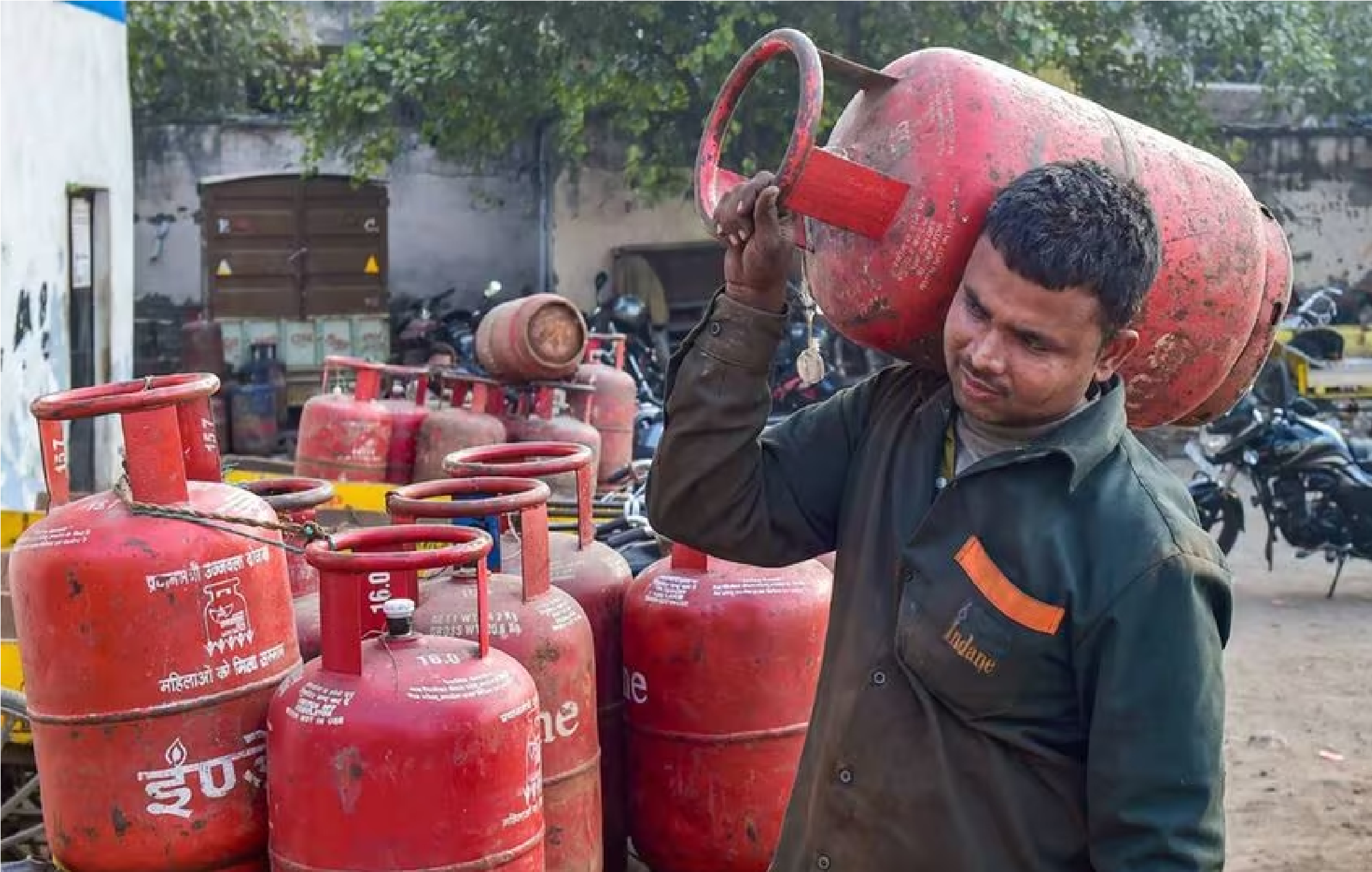 Good news for consumers before the election results gas cylinder became so cheap 1