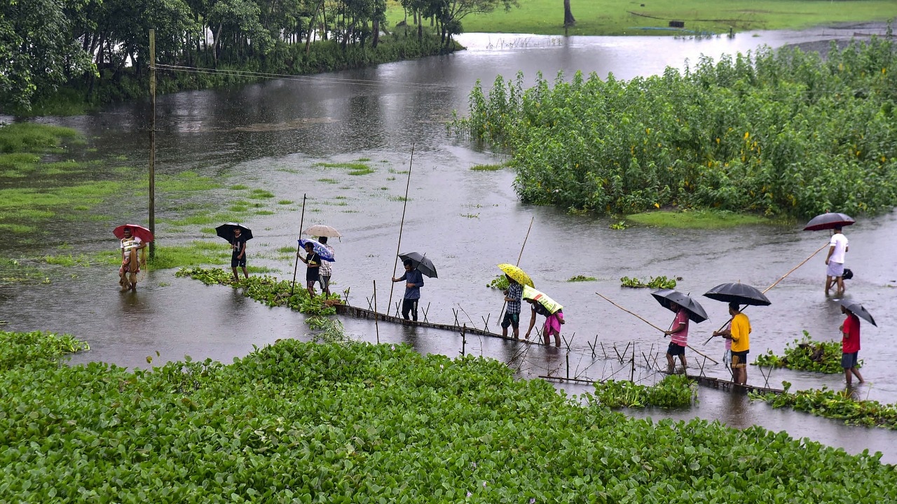 assam flood situation worsens 26 people dead so far one crore 61 lakh people affected in 15 districts1