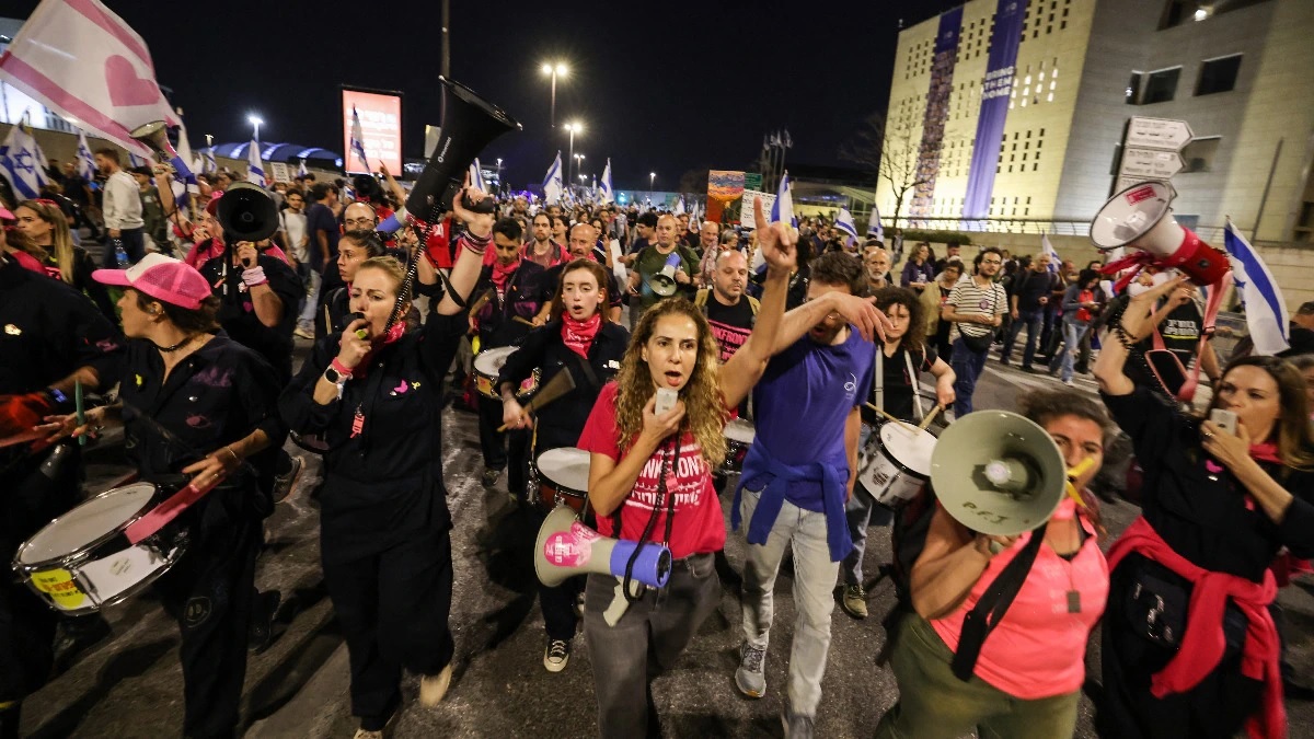 biggest protest in israel as lakhs of people demand ceasefire with hamas and new pm failed to bring hostages 2