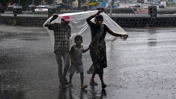 heavy rain in up mp gujarat maharashtra bihar rajasthan extreme rain alert in kerala tamilnadu read this weeks weather forecast here 1