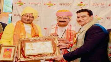 manoj tyagi honored with bharat gaurav award in france1