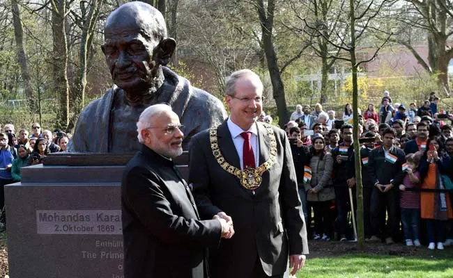 pm modi visit italy khalistan supporters committed nefarious act broke statue mahatma gandhi3