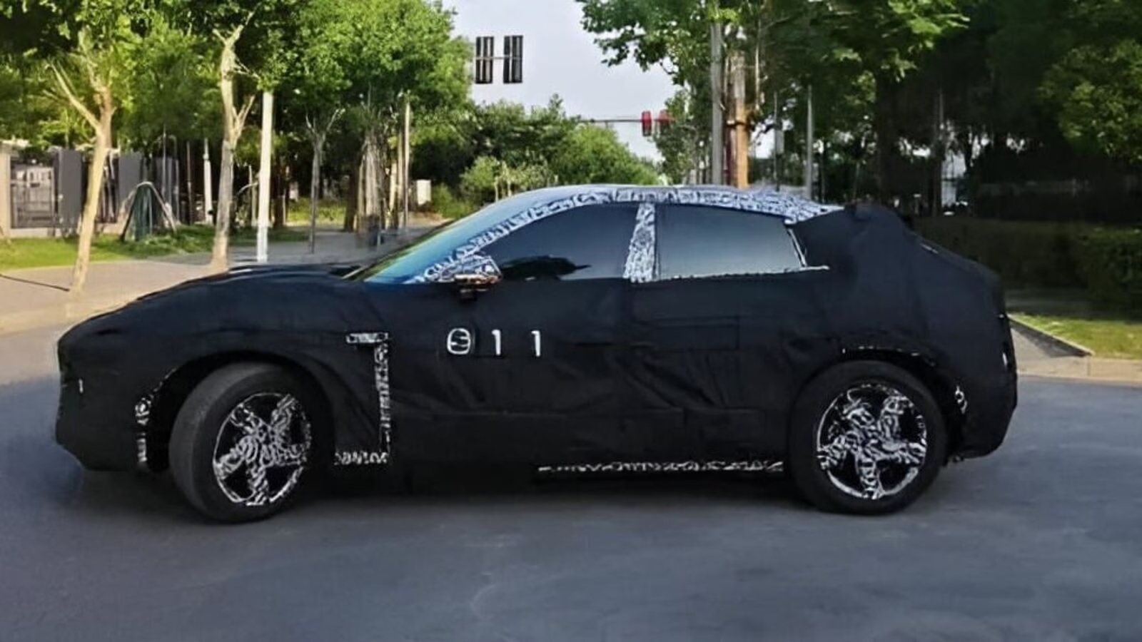 xiaomi plans to launch electric suv to rival tesla model y spotted testing 2