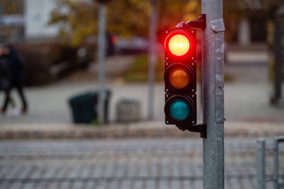 you have to pay this much fine for jumping a red light 2