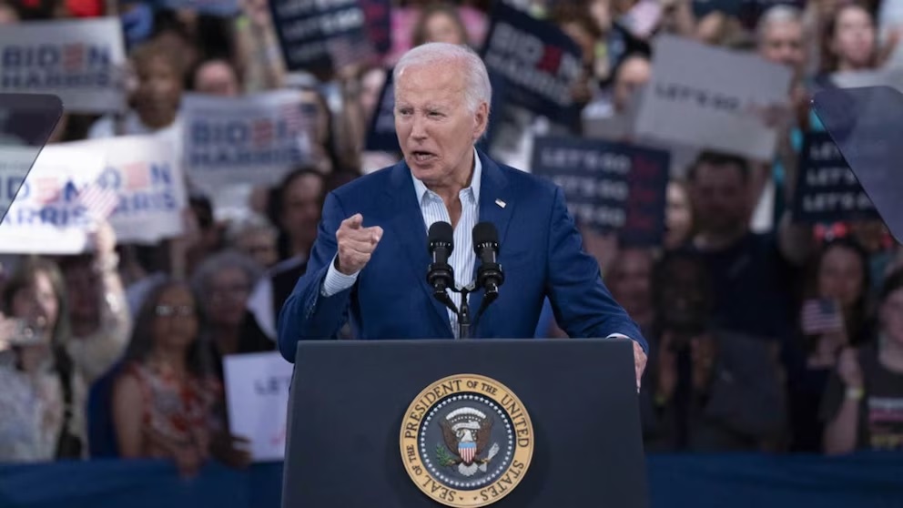 Biden heaped blame on the poor performance in the opening debate saying so 01