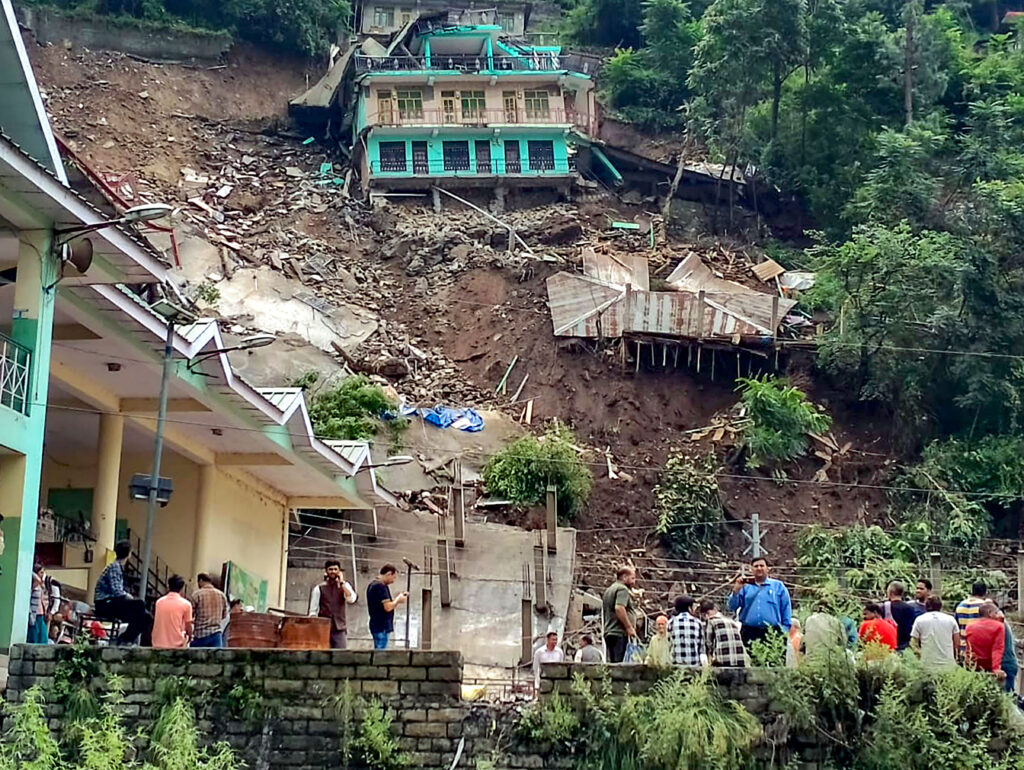 Most prone to landslides in these places in Himachal 1