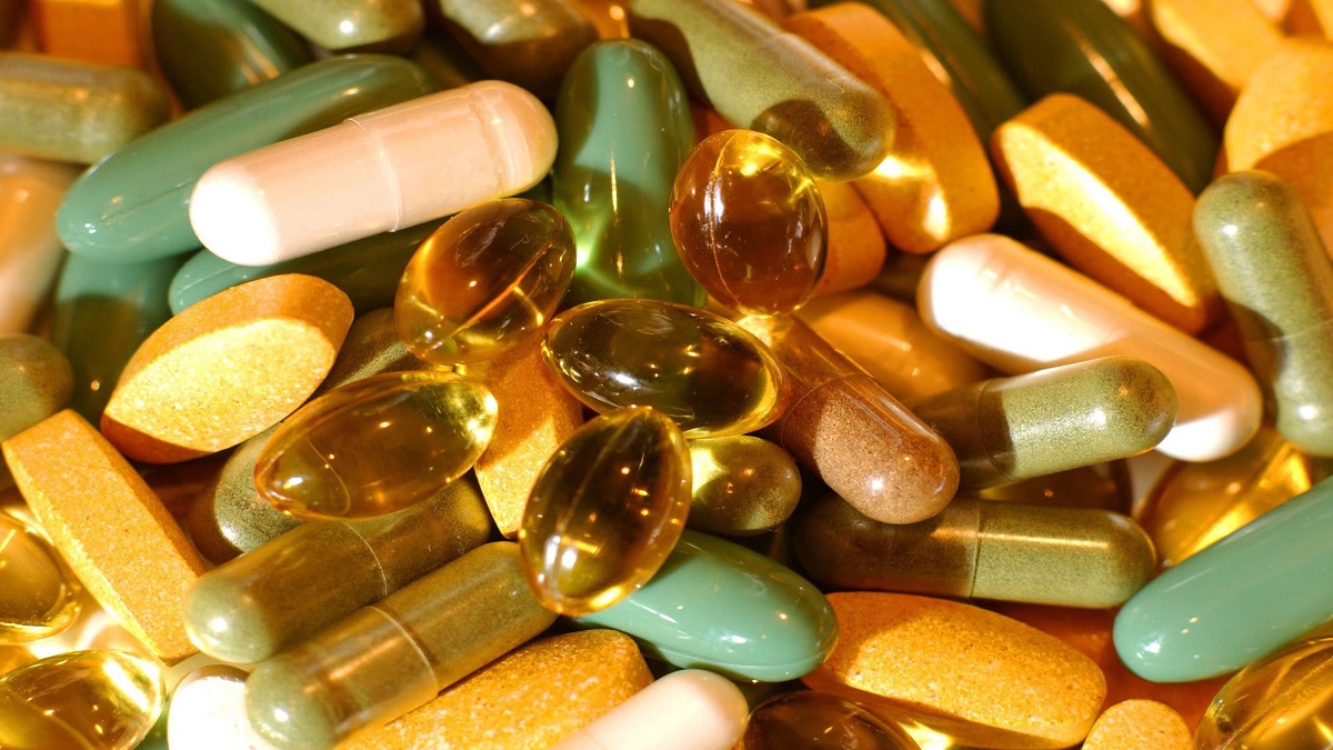 Taking a daily multivitamin increases the risk of death by this percentage 01