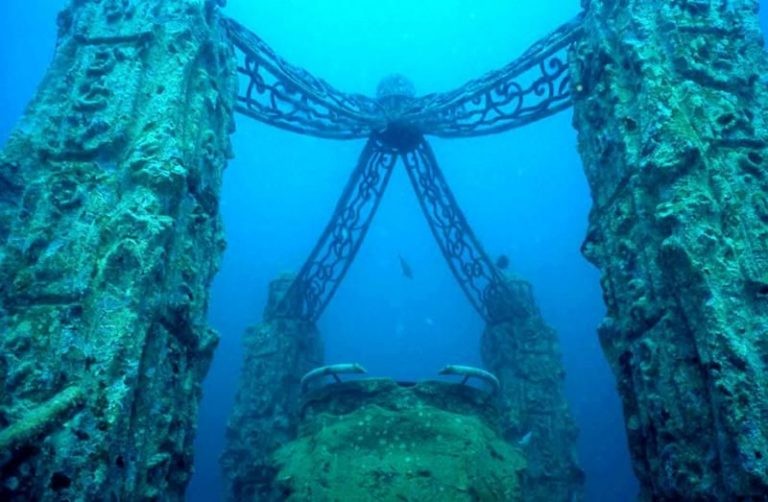 ancient sunken city now underwater once was holiday resort patal lok 1