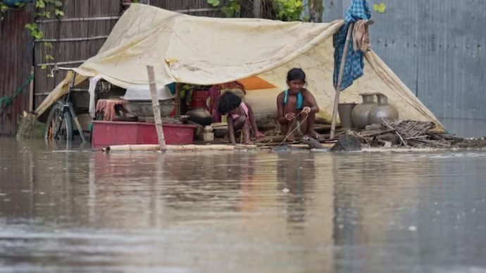 assam floods six more people died governor gulab chand kataria visited affected morigaon district 3