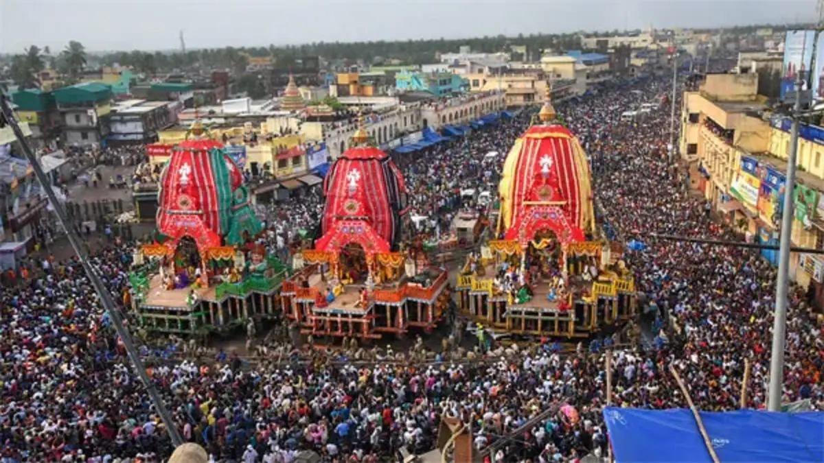 festivals jagannath rath yatra 2024 is din ghar me aese karain prabhu ki puja rath yatra 2