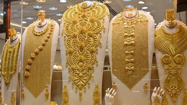 Gold price increased by Rs 1111 know todays price 1