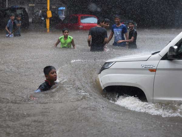 Heavy rain warning in 15 states including UP Bihar in next 24 hours know how the weather will be in Delhi 1