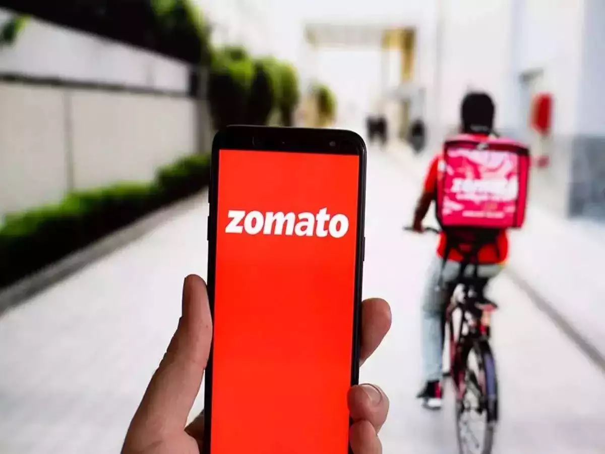 LIC અને Zomato બંને કંપનીઓને GST સંબંધિત નોટિસ મળી છ4