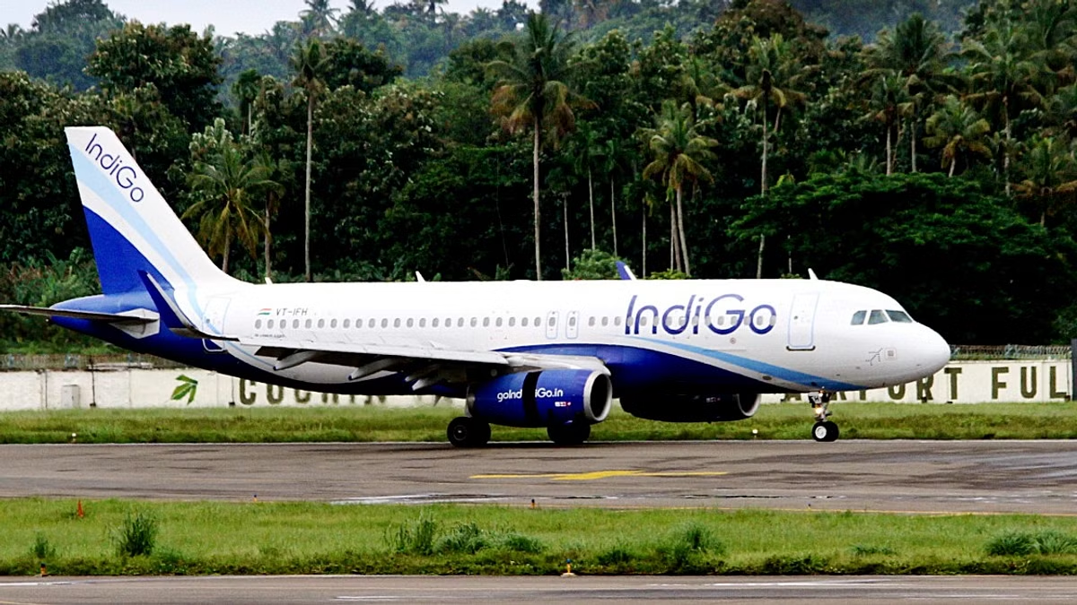 Now such a facility will also be available in Indigo flight fare starting from 18 thousand rupees 1