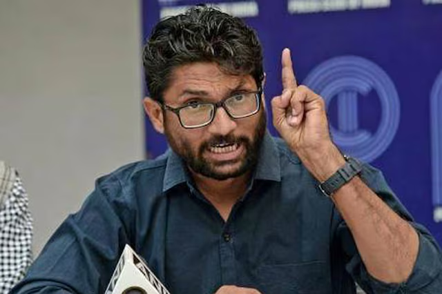 The word war between Mevani and Sanghvi in ​​Gujarat said this about the mentality of Congress 1