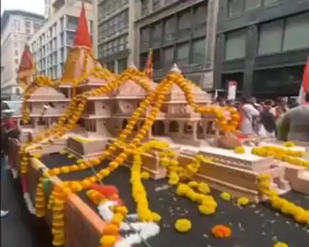 america sonakshi sinha and zaheer iqbal participate in india day parade in new york32