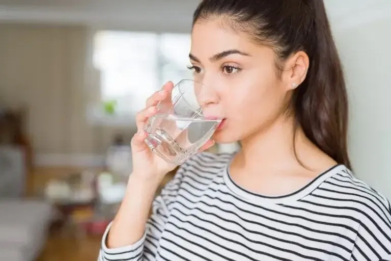 drinking water wrong way can cause health risk know the right way 2