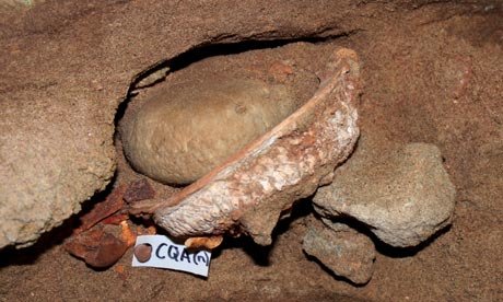 clifford found 50000 year old tools and weapons from a cave in australia1