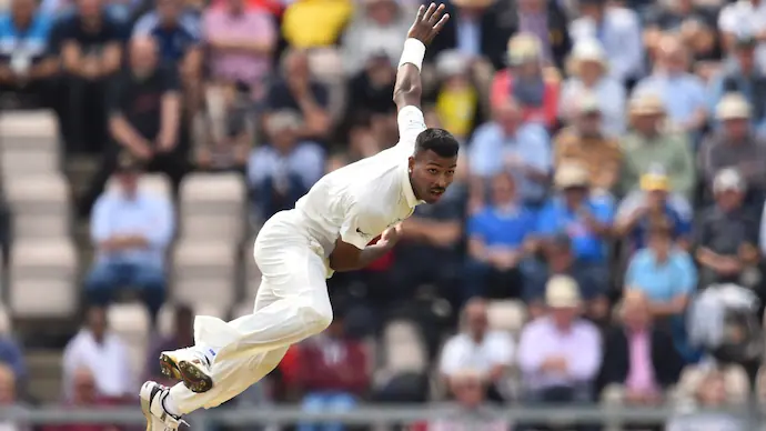 hardik pandya seen practicing with red ball fans expecting his return in test cricket2