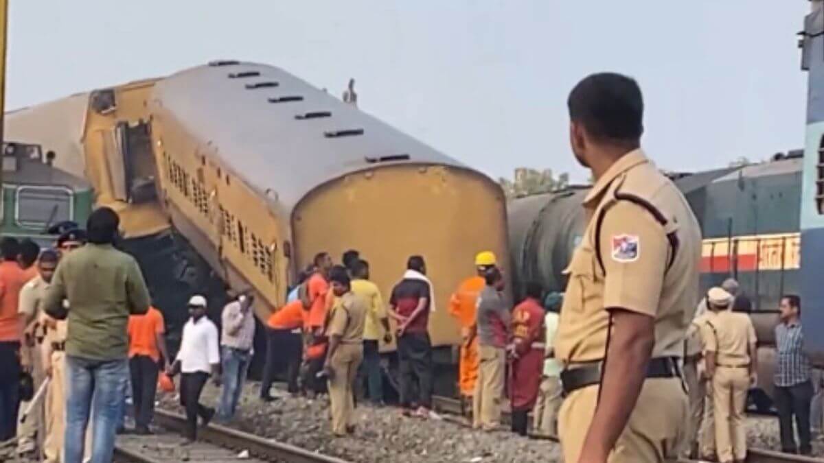 indian railways first time established rail rakshak dal for train accidents2