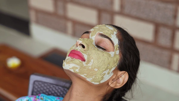 skincare mistakes to avoid desi things you should never apply on your face1