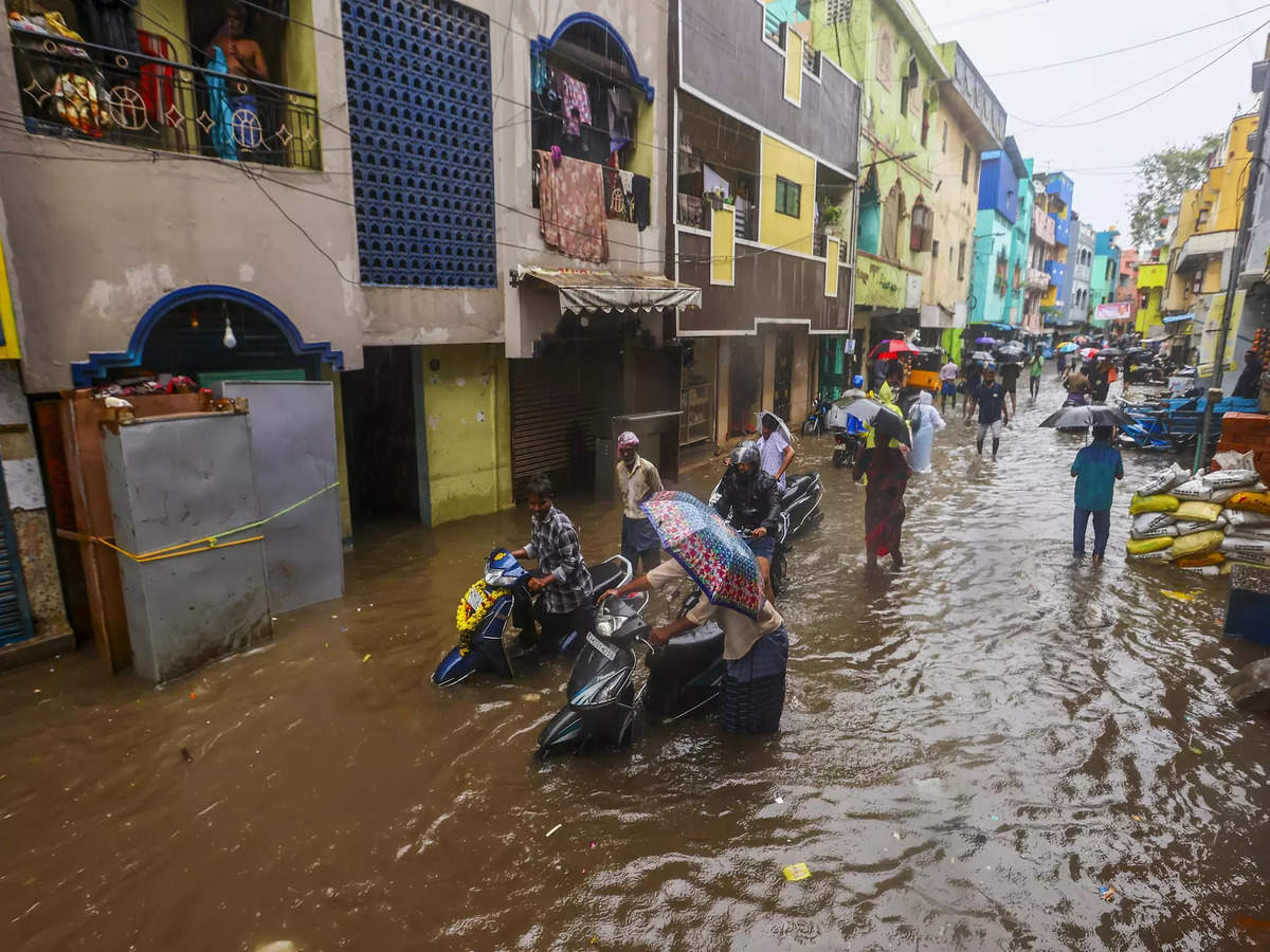 chennai rain superstar rajinikanth luxurious villa flooded due to heavy downpour1