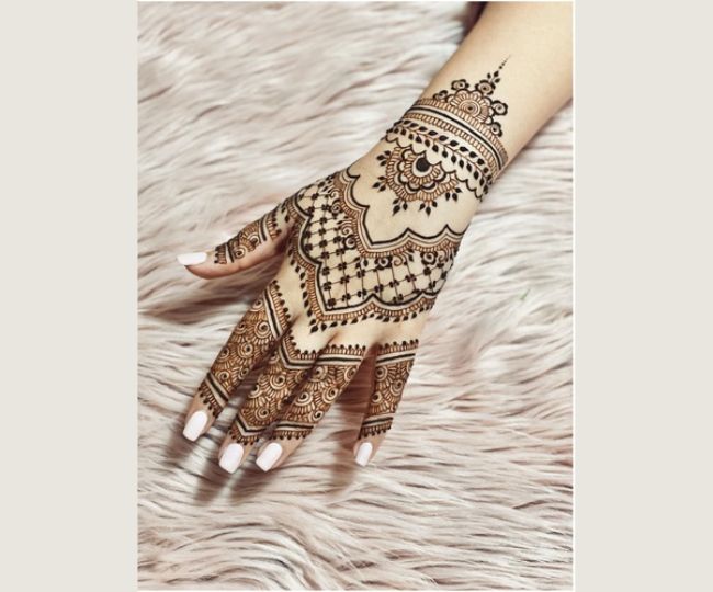 easy navratri mehndi designs top 5 minimal quick mehndi designs for navratri at home check details2