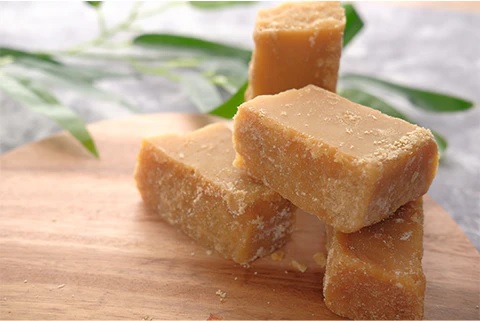 jaggery sold in the market can be adulterated this is how to2