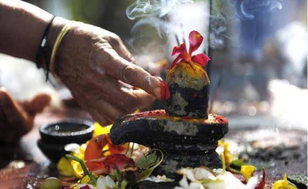 lord shiva puja mustard oil should be applied on shivalinga on monday this destroys enemies1