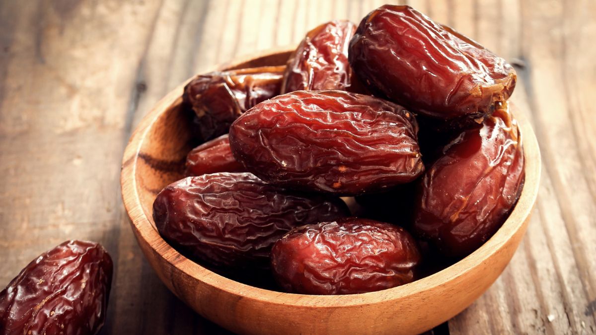 morning mantra health benefits of dates daily breakfast2