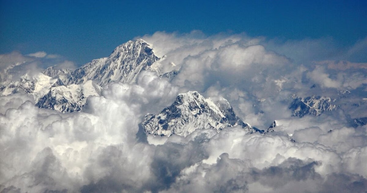 mount everest height increases every year new study found know why2