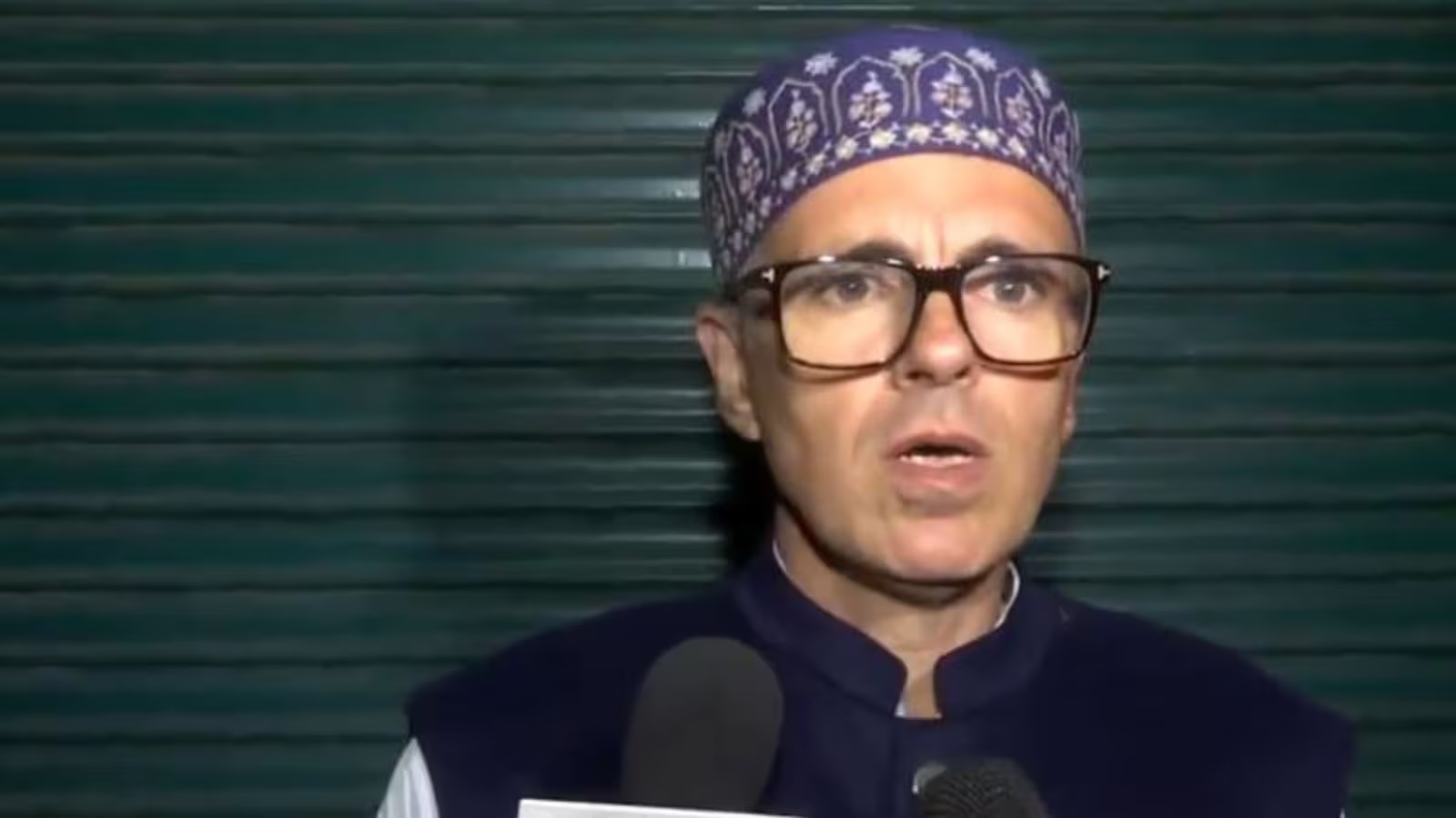 omar abdullah met lg manoj sinha and claimed to form1