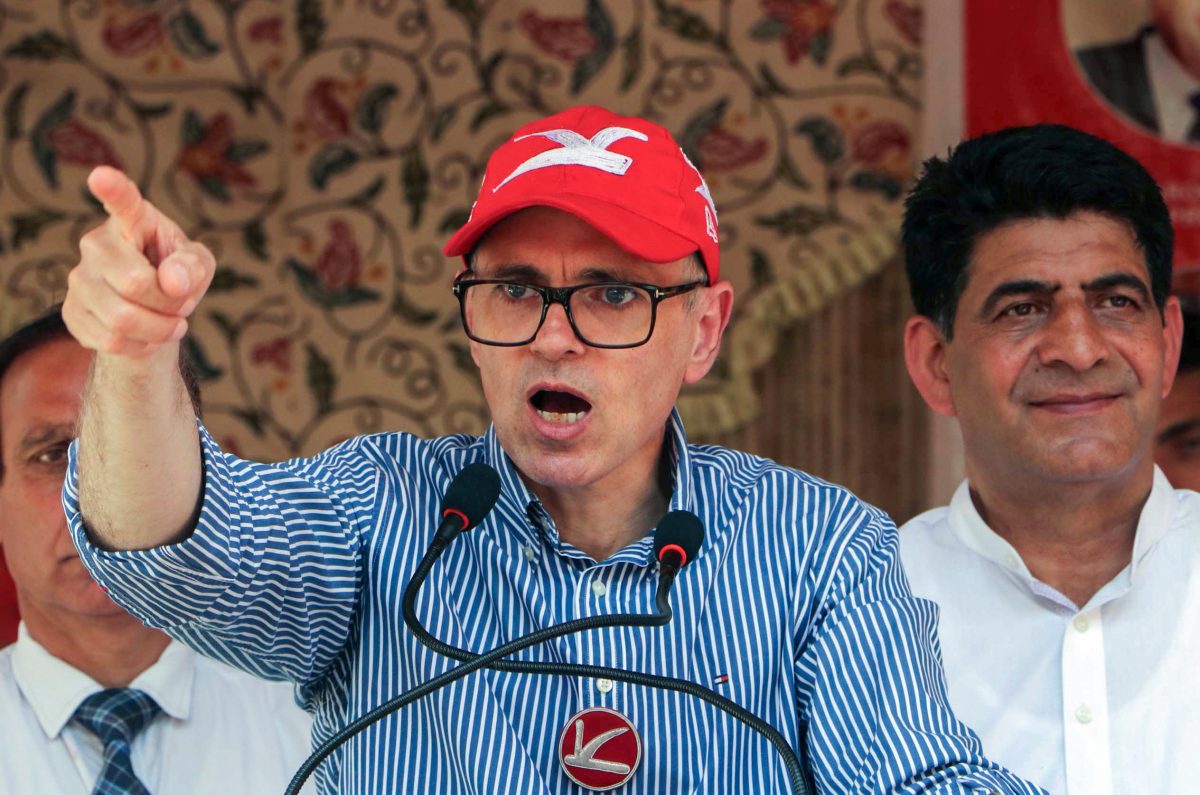 omar abdullah met lg manoj sinha and claimed to form2